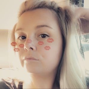 Meet your Posher, Isabella